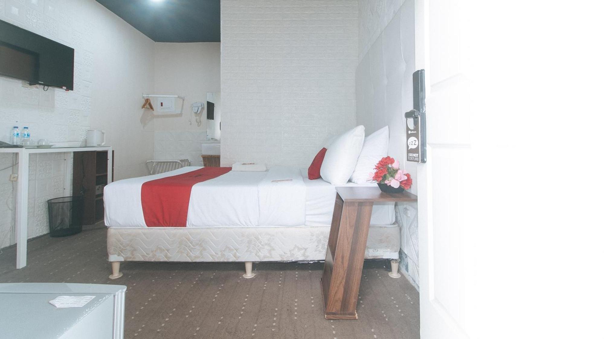 발랑가 그랜드 페닌슐라 스위트 바타안 B&B 외부 사진